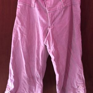 White courdory capri shorts size 3 Plug G ($4 when bundled)